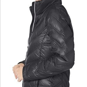 Calvin Klein Women’s Chevron Quilted Packable Down Jacket